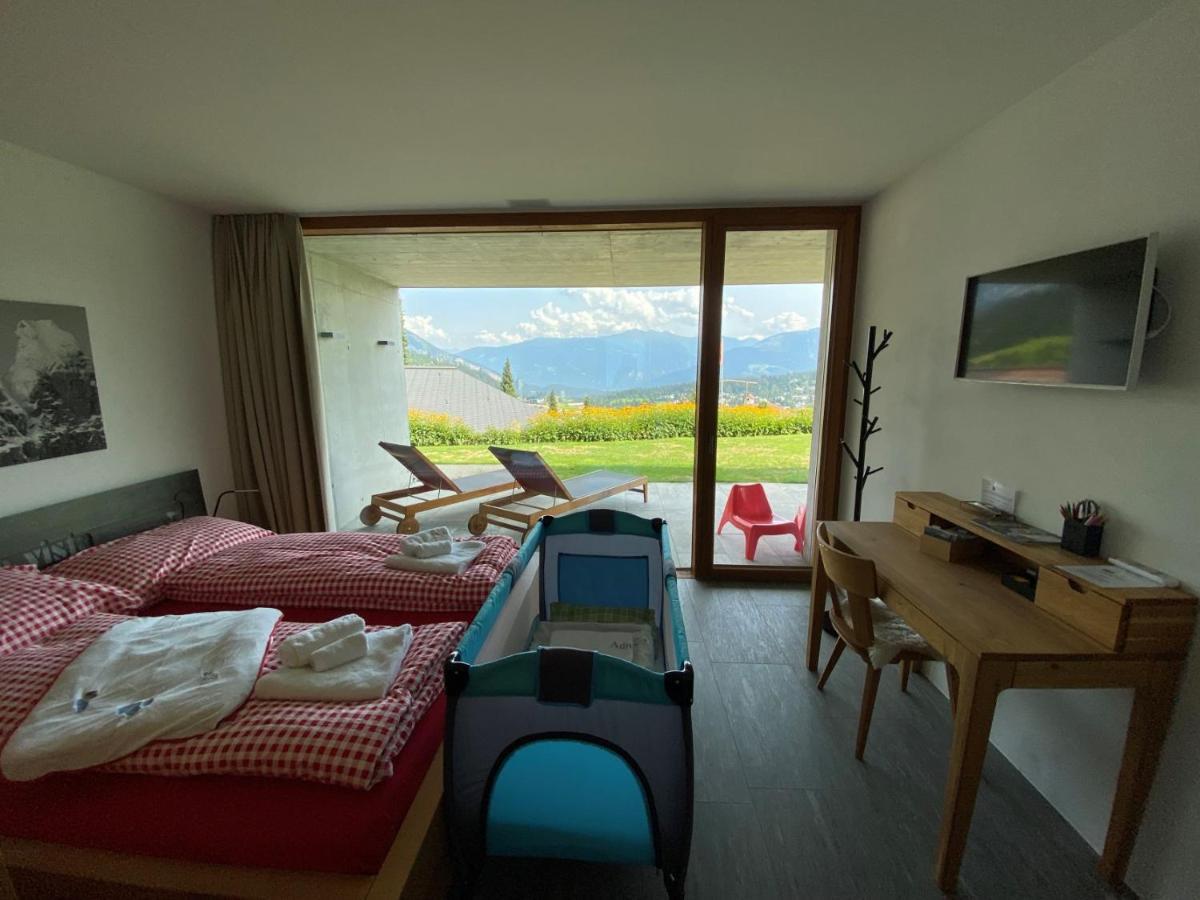 Casa Admisa, Spektakulaere Aussicht, Ski In And Out, Hochwertige Einrichtung, Valserstein Und Eiche Flims Exterior photo