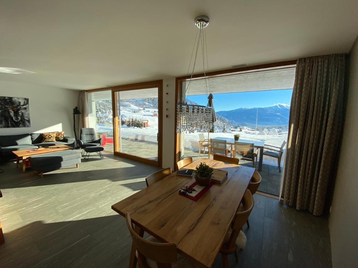 Casa Admisa, Spektakulaere Aussicht, Ski In And Out, Hochwertige Einrichtung, Valserstein Und Eiche Flims Exterior photo