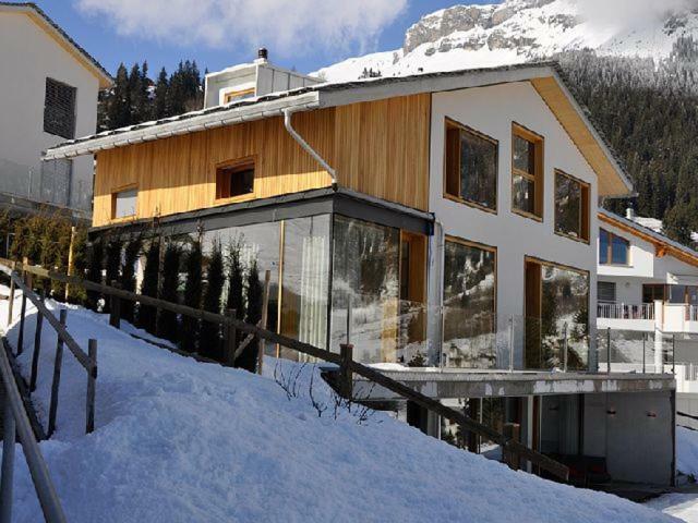 Casa Admisa, Spektakulaere Aussicht, Ski In And Out, Hochwertige Einrichtung, Valserstein Und Eiche Flims Exterior photo