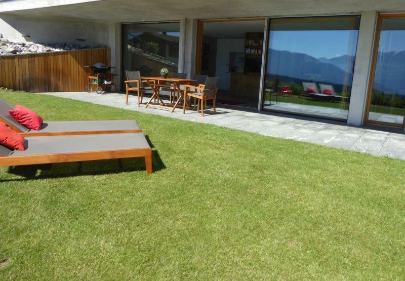 Casa Admisa, Spektakulaere Aussicht, Ski In And Out, Hochwertige Einrichtung, Valserstein Und Eiche Flims Exterior photo