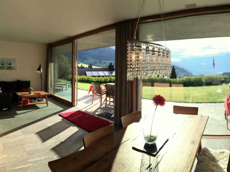 Casa Admisa, Spektakulaere Aussicht, Ski In And Out, Hochwertige Einrichtung, Valserstein Und Eiche Flims Exterior photo